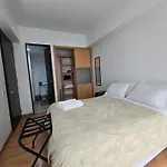 2BR Apt: Alameda Central